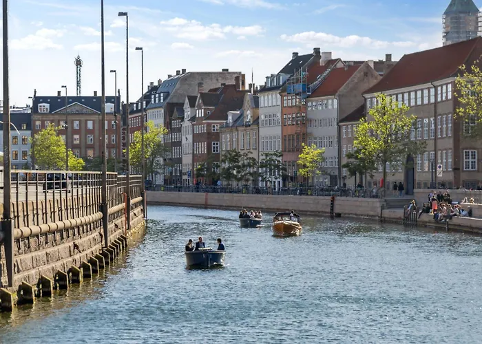 In Laksegade: 1br 300m From Kgs Nytorv Lägenhet *